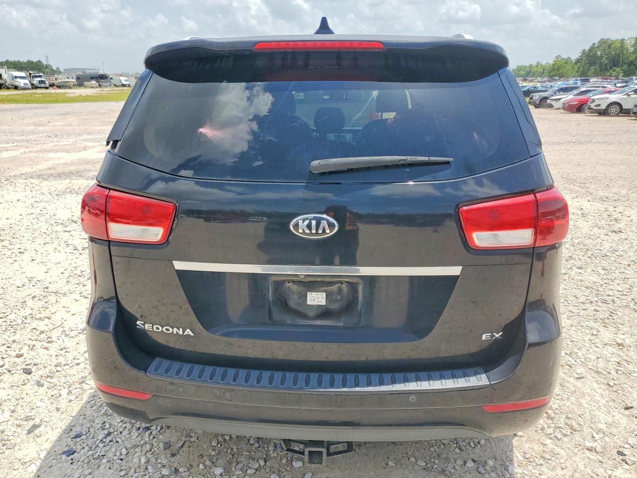 2015 Kia Sedona Ex Black vin: KNDMC5C1XF6043261