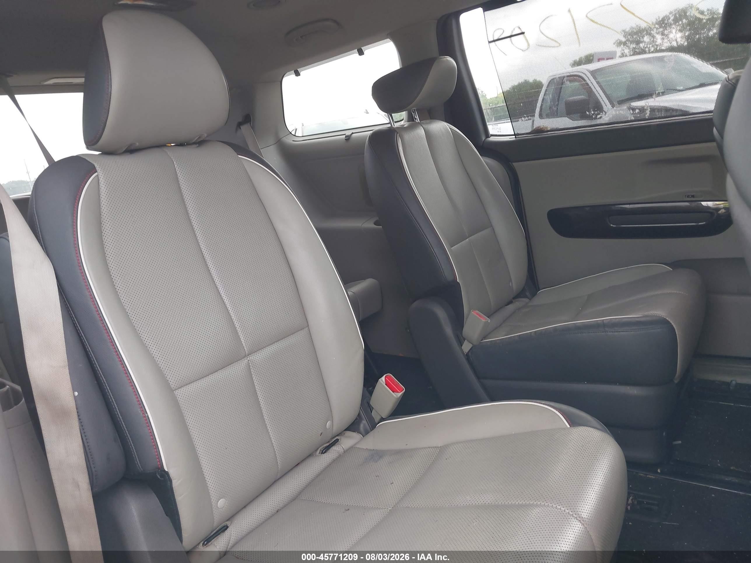 2015 Kia Sedona Ex Red vin: KNDMC5C1XF6051411