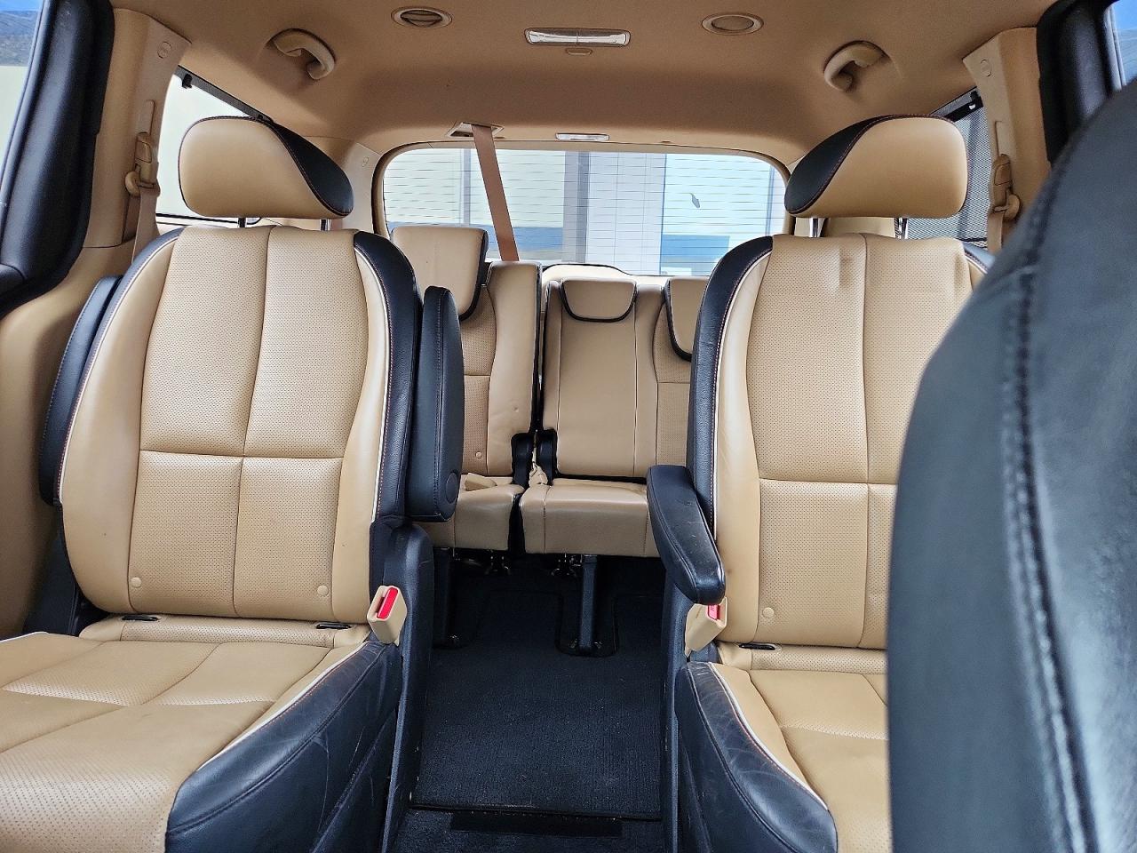 2016 Kia Sedona Sx Черный vin: KNDMC5C1XG6159058