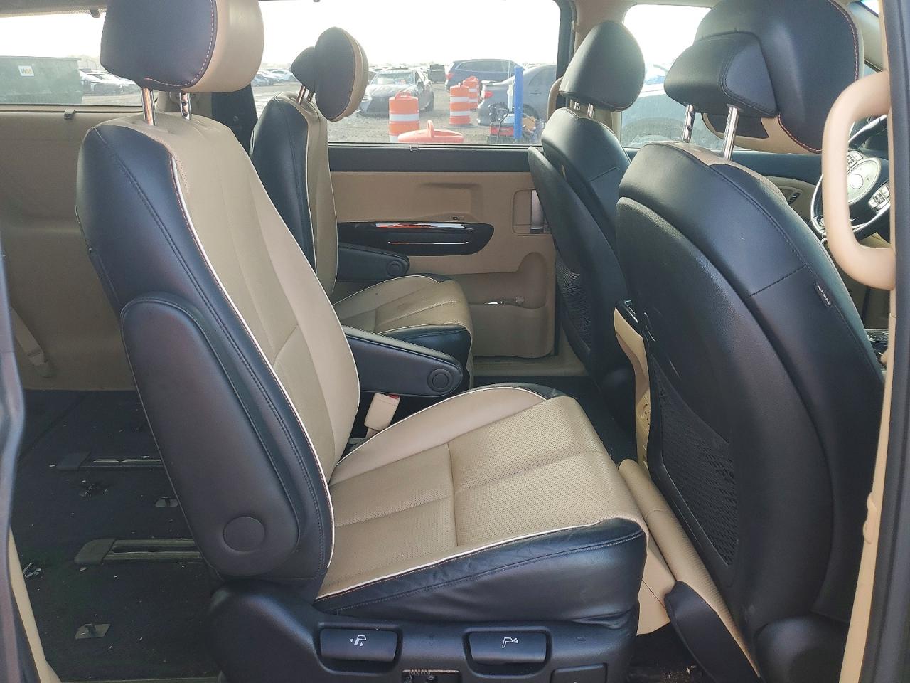2015 Kia Sedona Sxl Black vin: KNDME5C15F6028595
