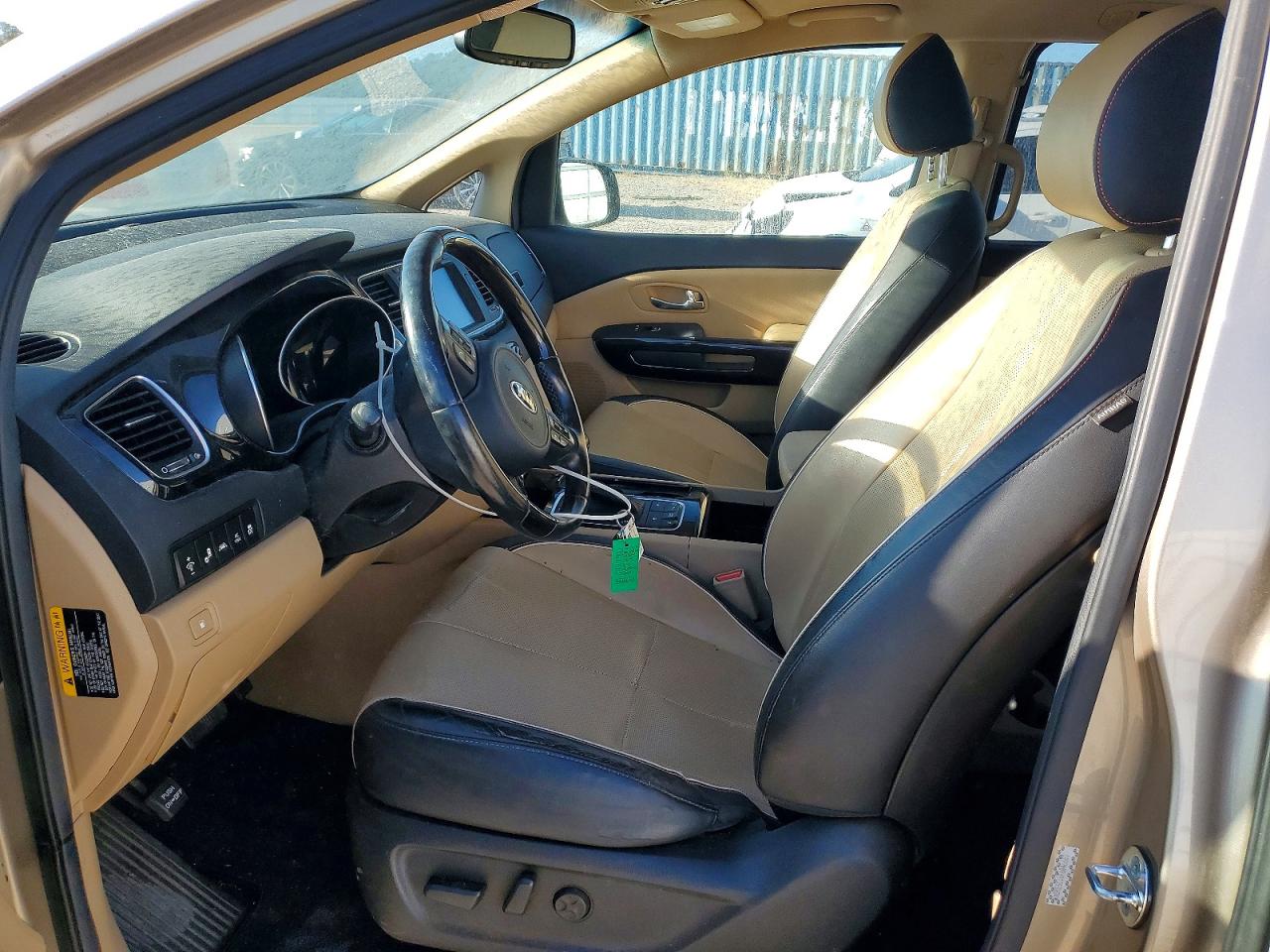 2015 Kia Sedona Sxl Tan vin: KNDME5C16F6046667