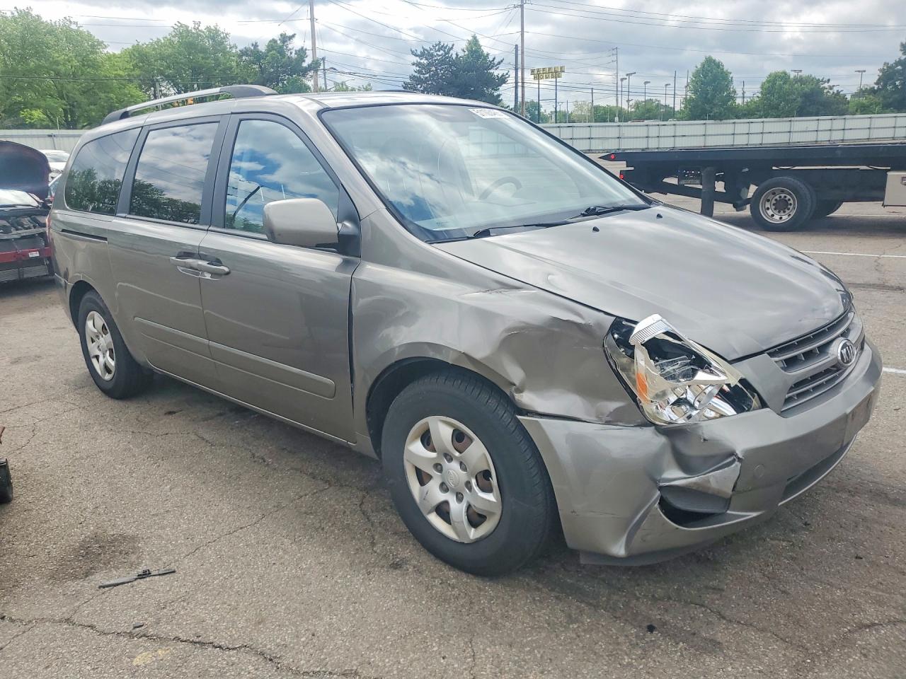 2010 Kia Sedona Lx Silver vin: KNDMG4C35A6349003