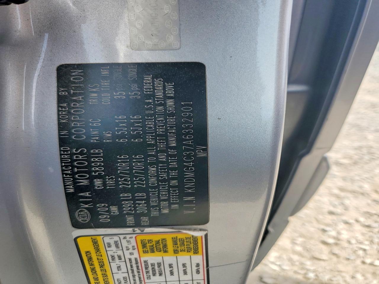 2010 Kia Sedona Lx Серебряный vin: KNDMG4C37A6332901