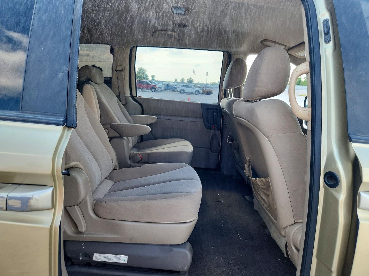 2010 Kia Sedona Lx Beige vin: KNDMG4C3XA6332732