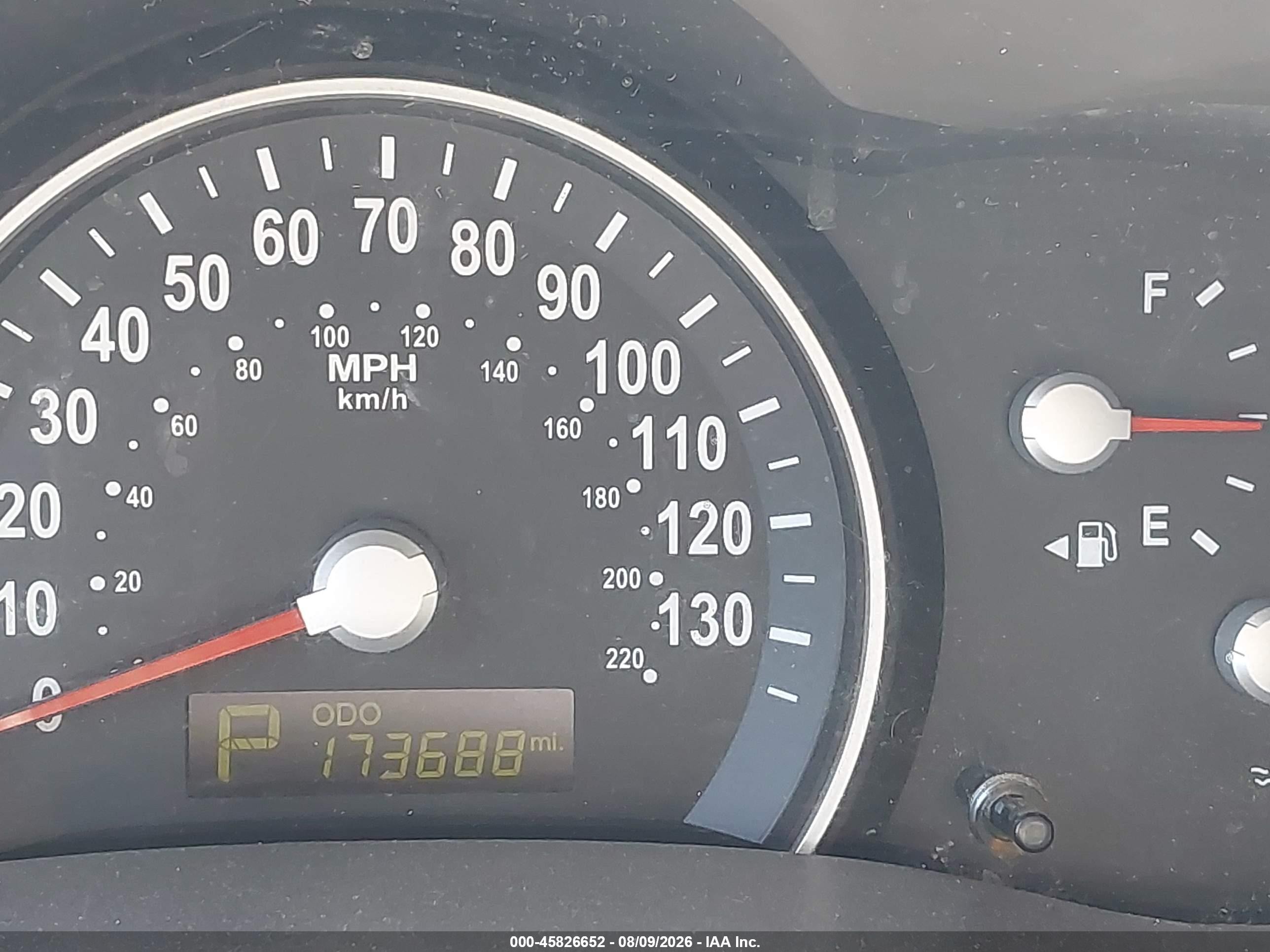2012 Kia Sedona Lx Silver vin: KNDMG4C71C6473260