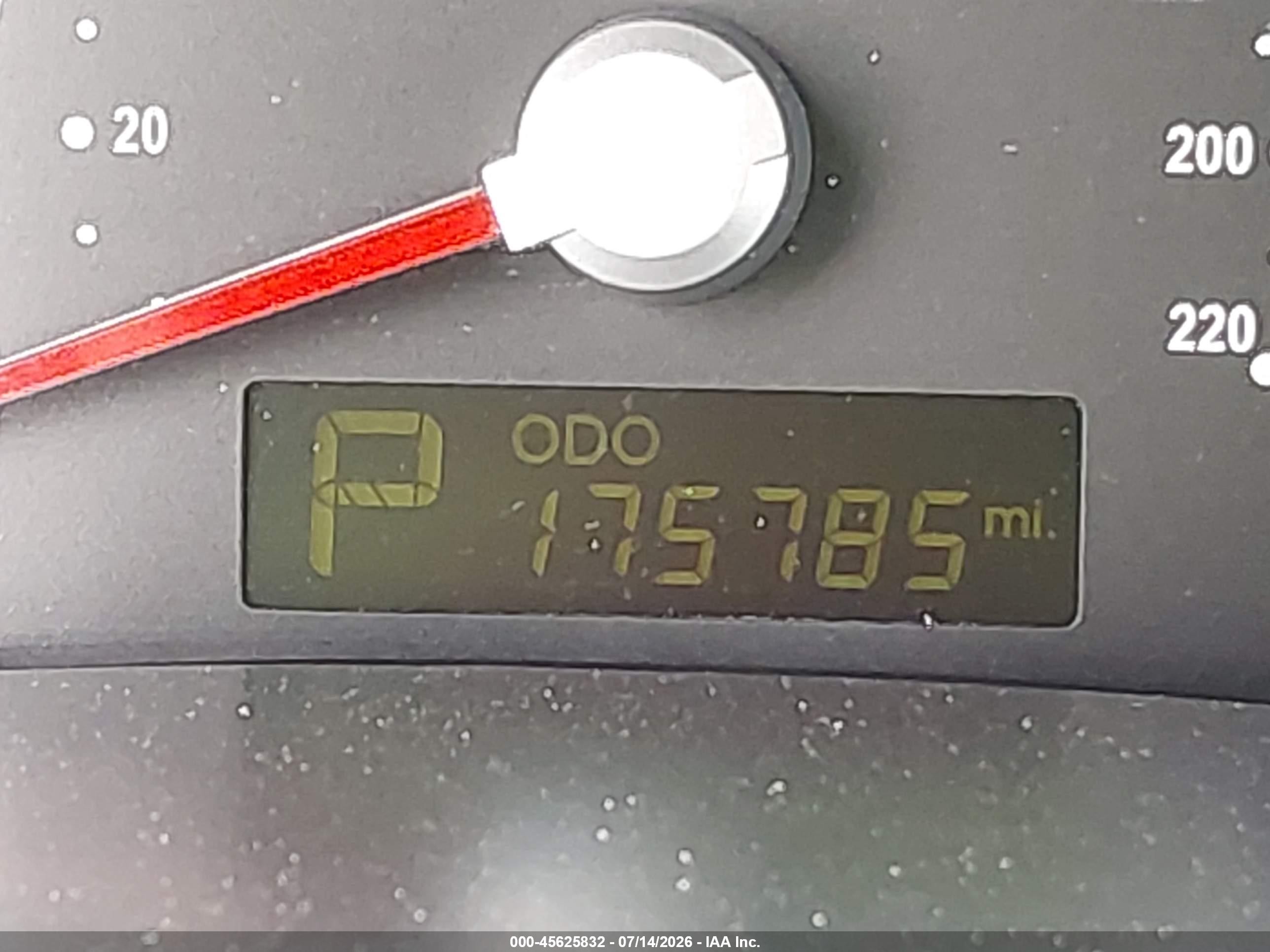 2011 Kia Sedona Lx Silver vin: KNDMG4C72B6406665