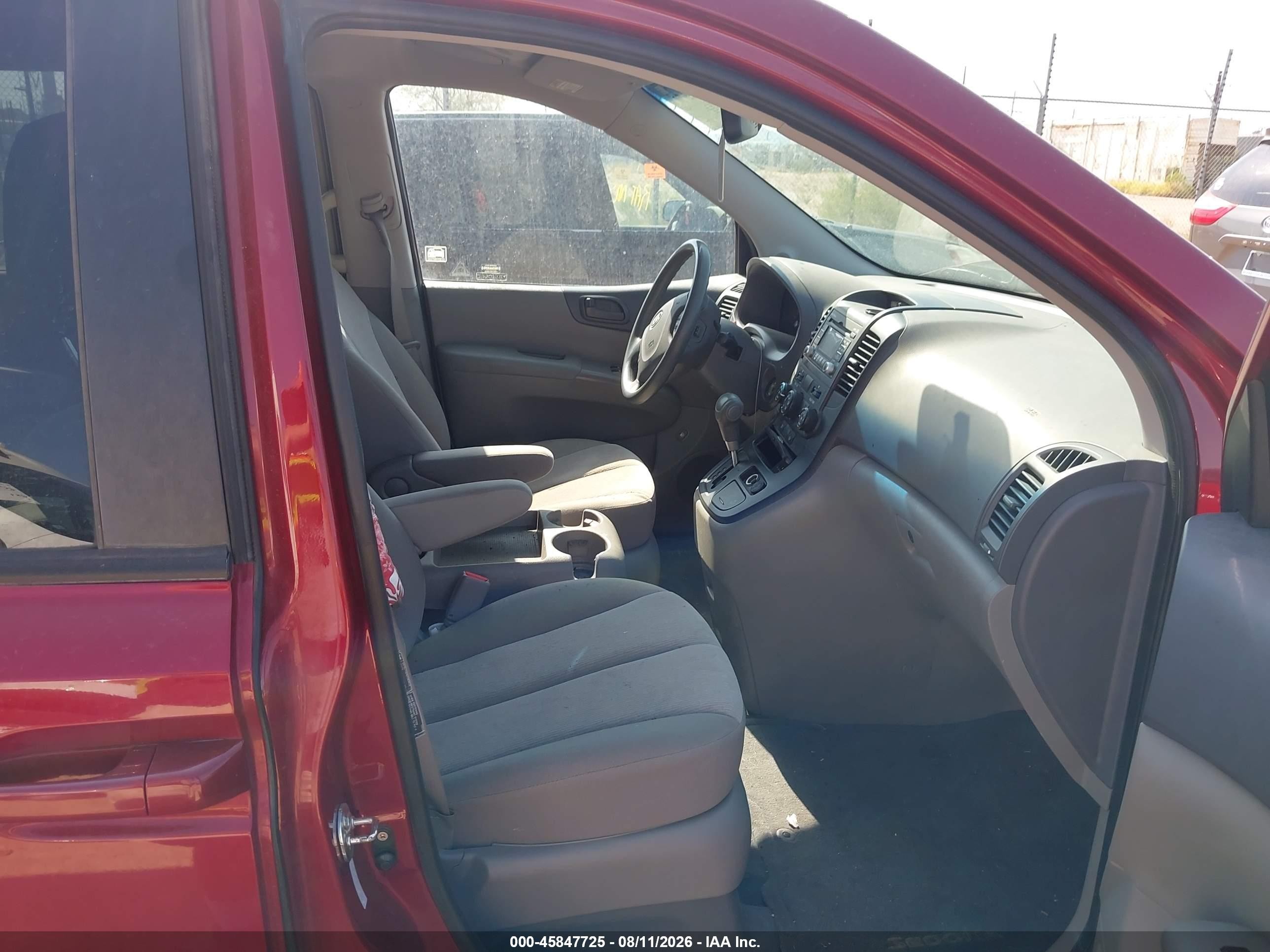 2012 Kia Sedona Lx Красный vin: KNDMG4C72C6463529
