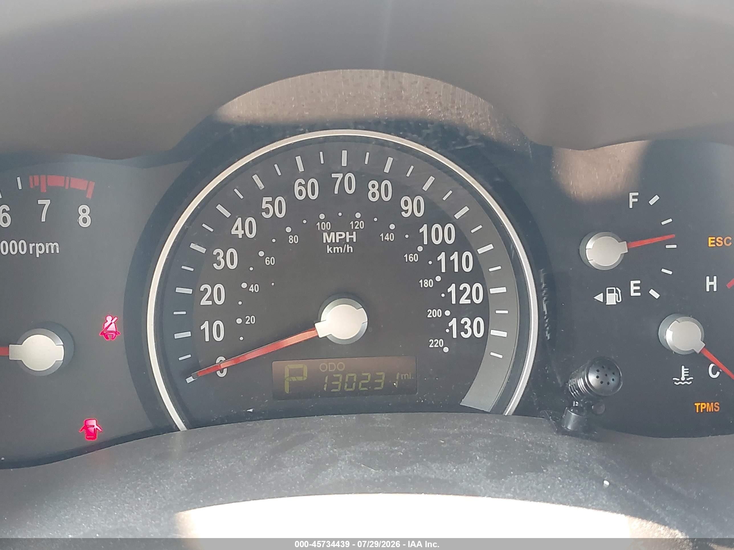 2011 Kia Sedona Lx Gold vin: KNDMG4C73B6373207