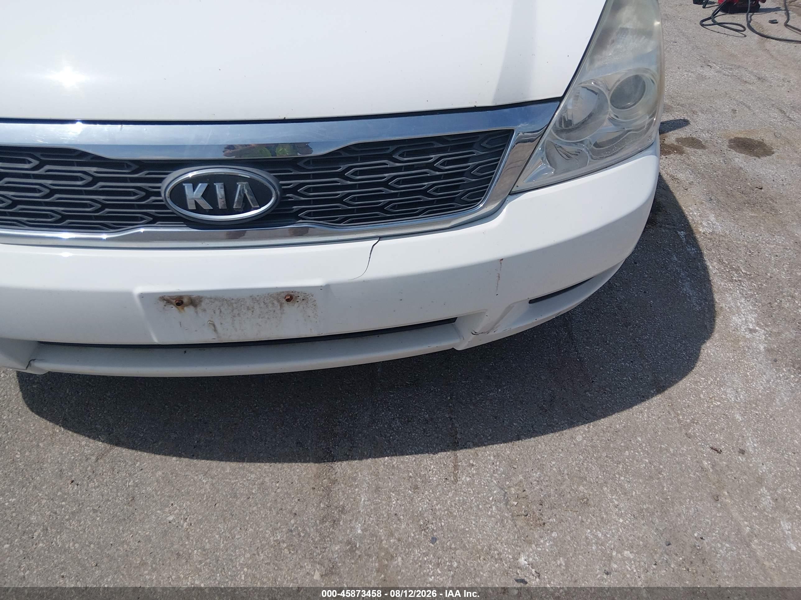 2012 Kia Sedona Lx White vin: KNDMG4C73C6415599