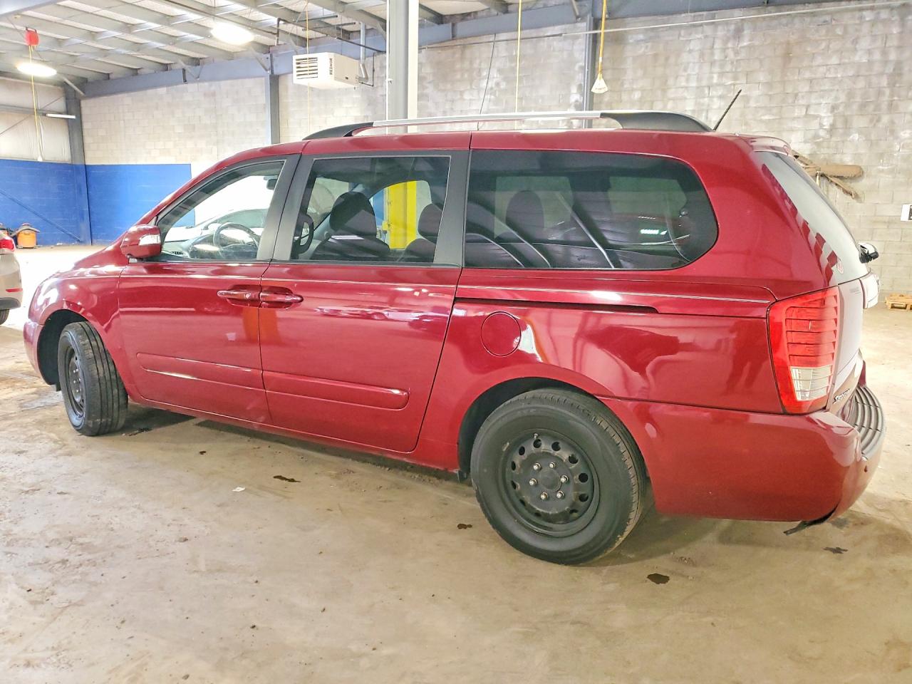 2012 Kia Sedona Lx Red vin: KNDMG4C73C6421340
