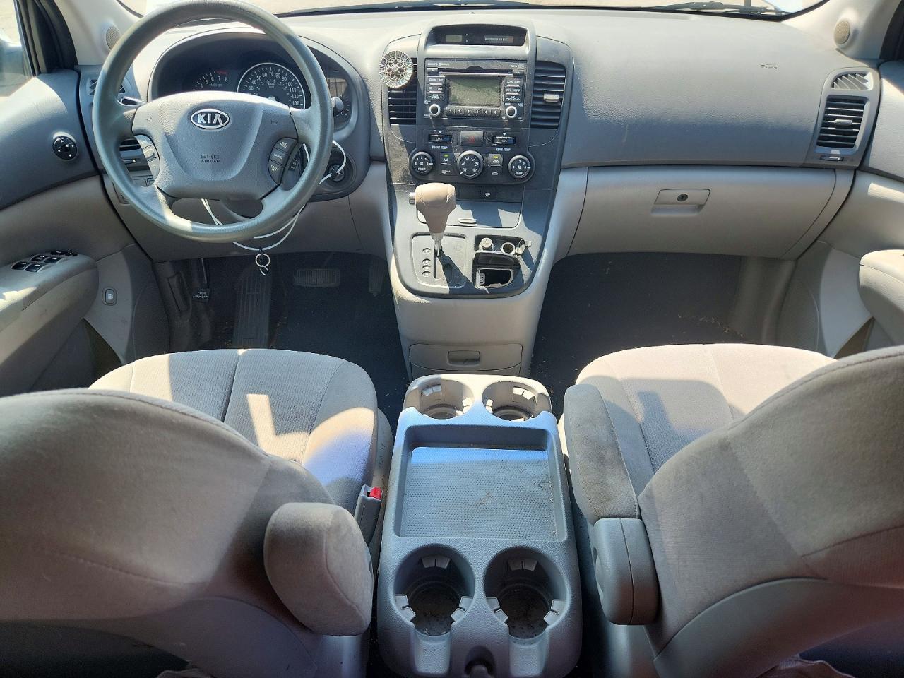 2012 Kia Sedona Lx White vin: KNDMG4C73C6443340