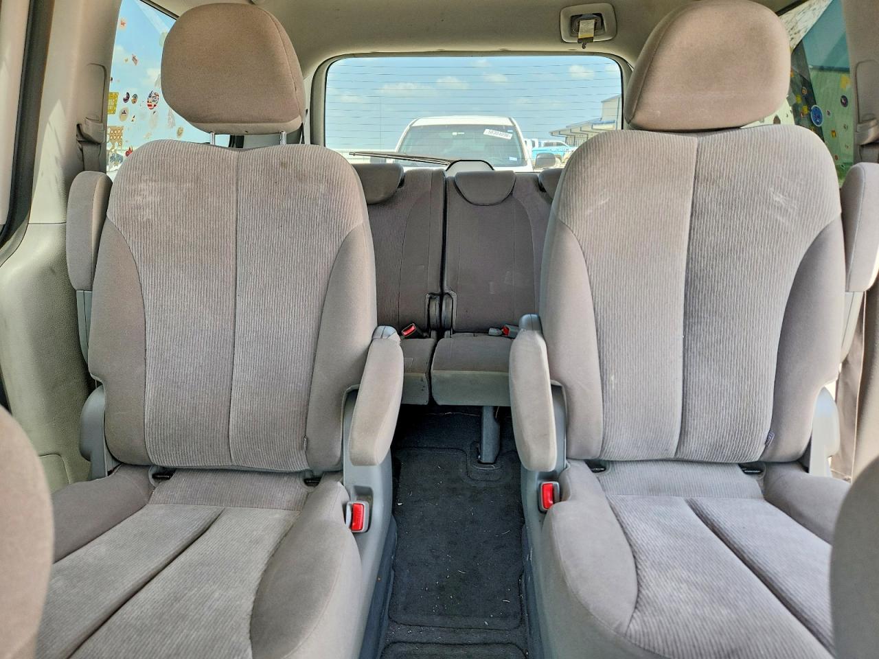 2014 Kia Sedona Lx Blue vin: KNDMG4C73E6584590
