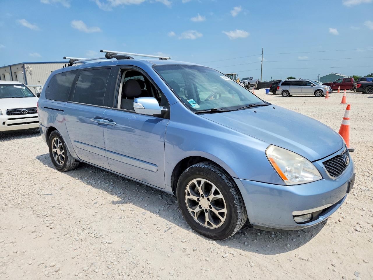 2014 Kia Sedona Lx Blue vin: KNDMG4C73E6584590