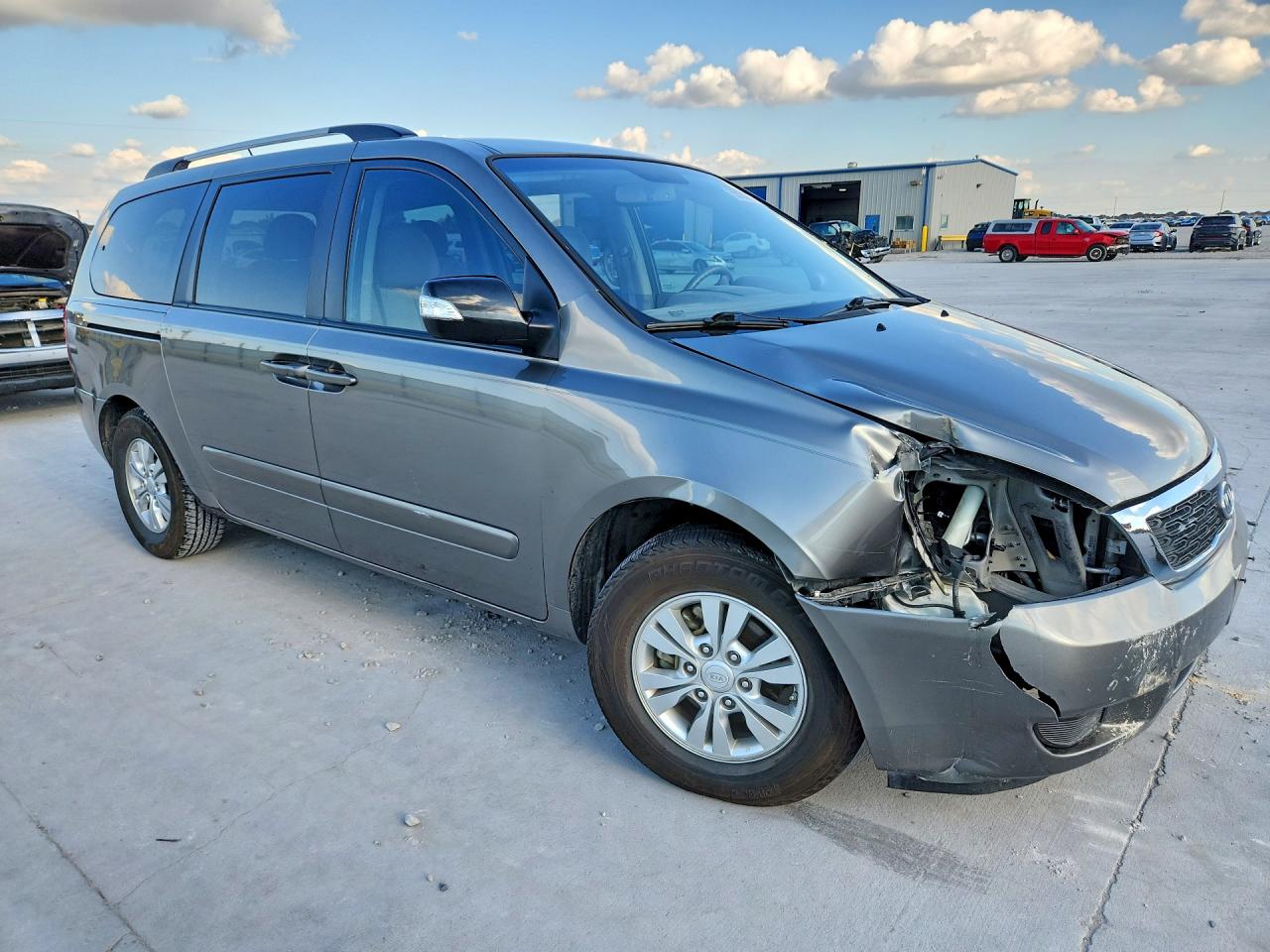 2012 Kia Sedona Lx Beige vin: KNDMG4C74C6432315