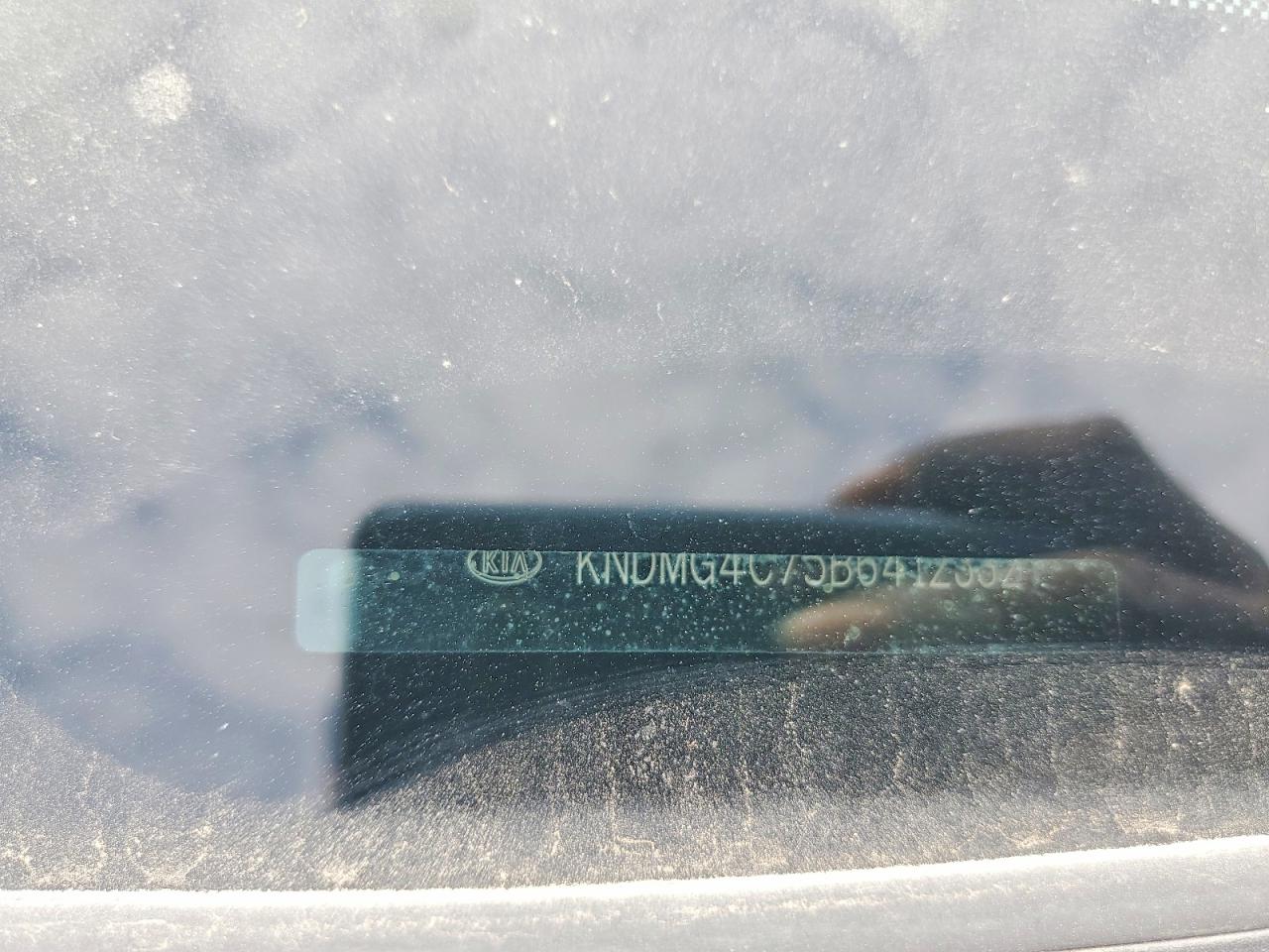 2011 Kia Sedona Lx Черный vin: KNDMG4C75B6412332