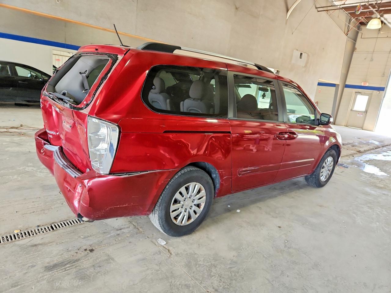 2012 Kia Sedona Red vin: KNDMG4C76C6415693