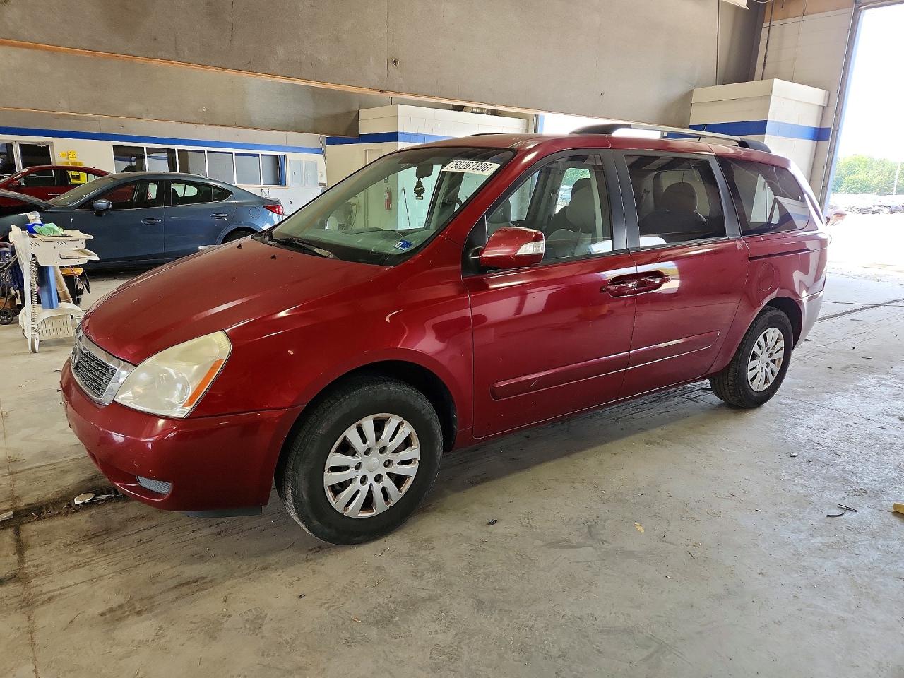 2012 Kia Sedona Red vin: KNDMG4C76C6415693