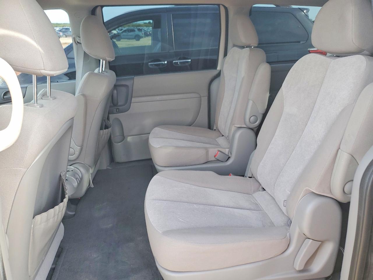 2012 Kia Sedona Lx Black vin: KNDMG4C76C6421333