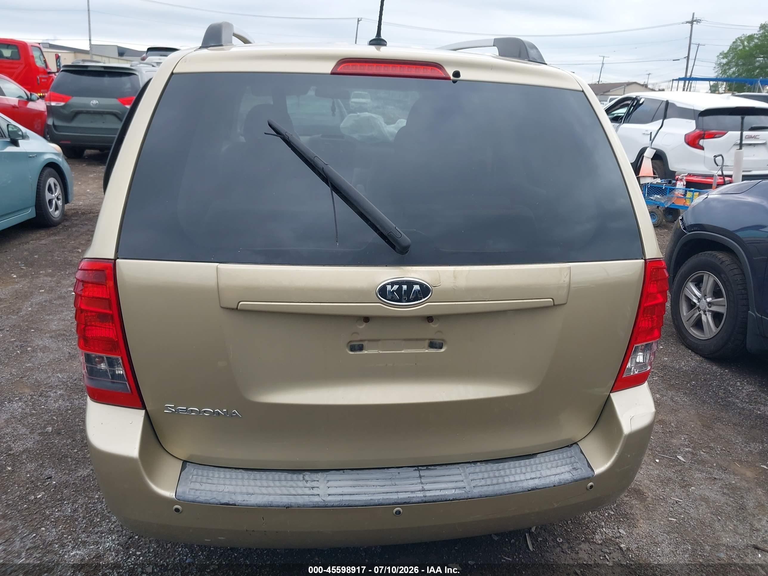 2012 Kia Sedona Lx Tan vin: KNDMG4C76C6426287