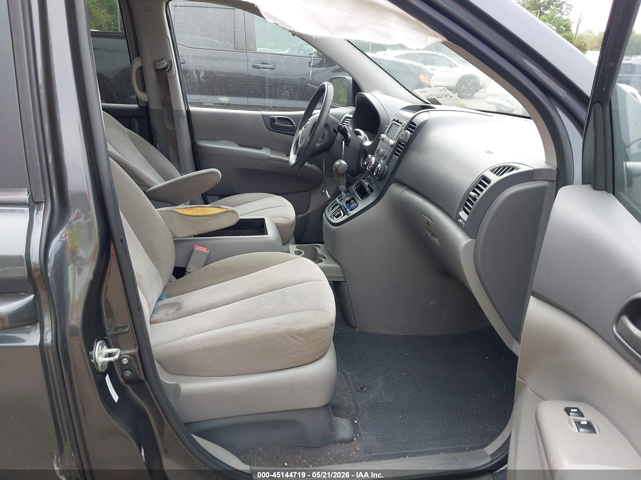 2014 Kia Sedona Lx Gray vin: KNDMG4C76E6548022
