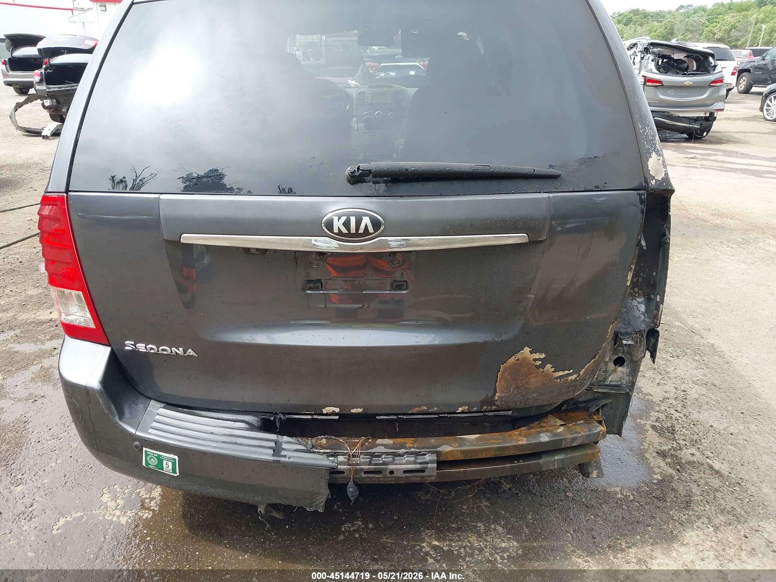 2014 Kia Sedona Lx Gray vin: KNDMG4C76E6548022