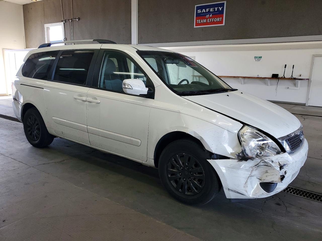 2012 Kia Sedona Lx White vin: KNDMG4C77C6441574