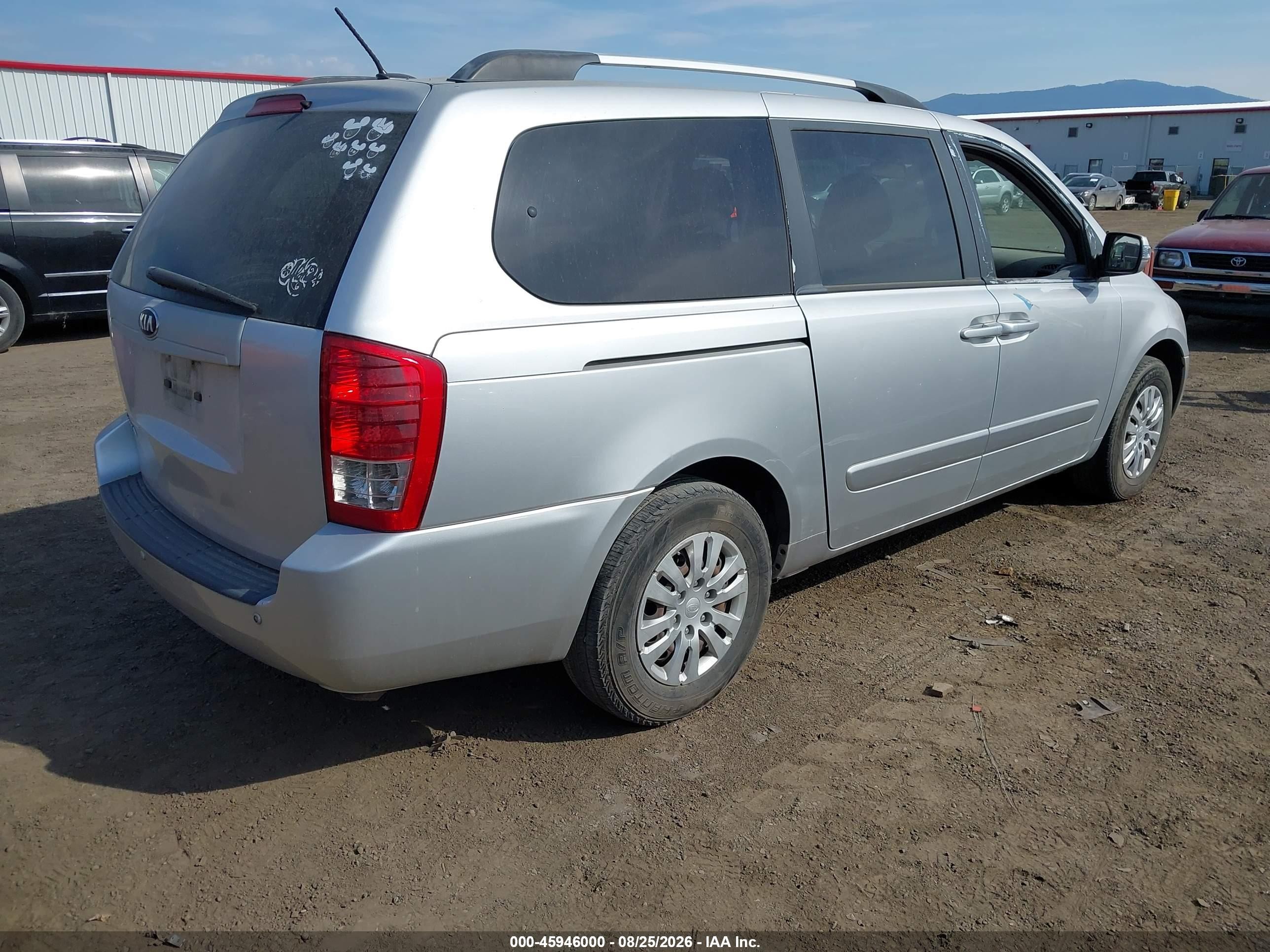 2014 Kia Sedona Lx Silver vin: KNDMG4C77E6543251
