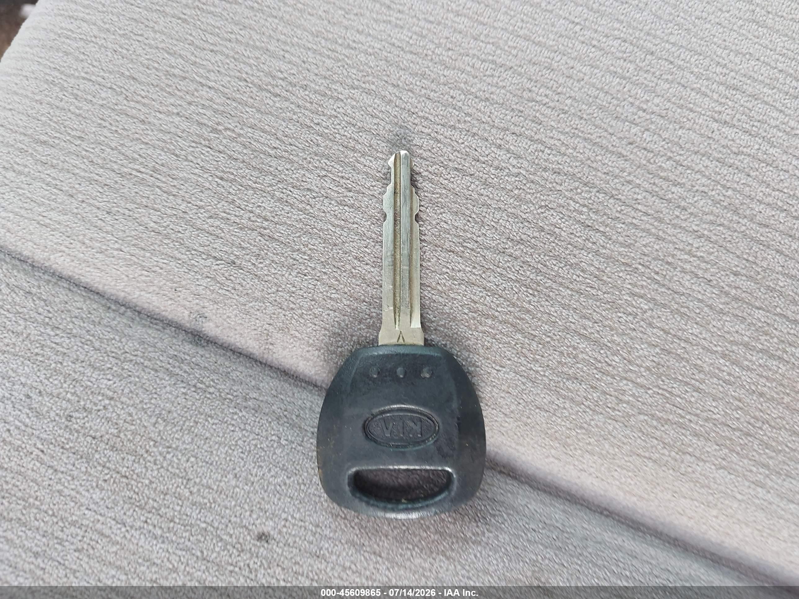 2012 Kia Sedona Lx Light Blue vin: KNDMG4C78C6465544
