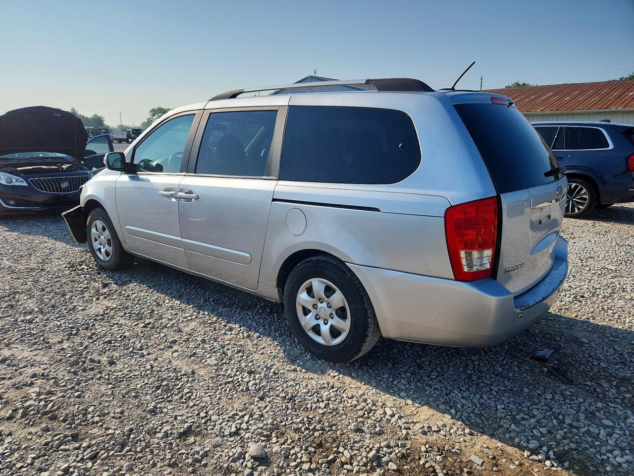 2014 Kia Sedona Lx Silver vin: KNDMG4C78E6538754