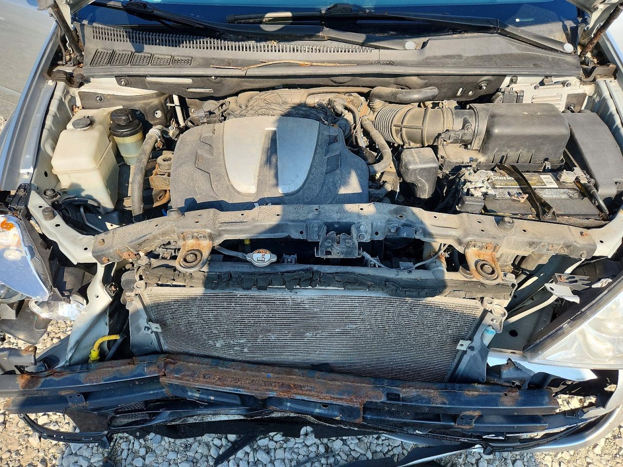 2014 Kia Sedona Lx Silver vin: KNDMG4C78E6538754