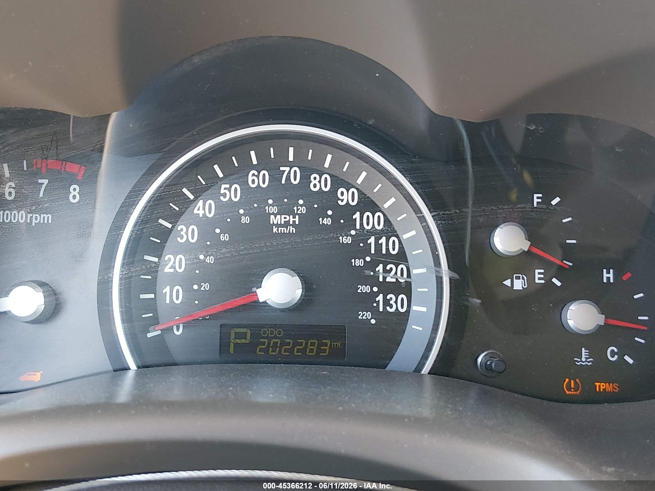 2011 Kia Sedona Lx Champagne vin: KNDMG4C79B6405044