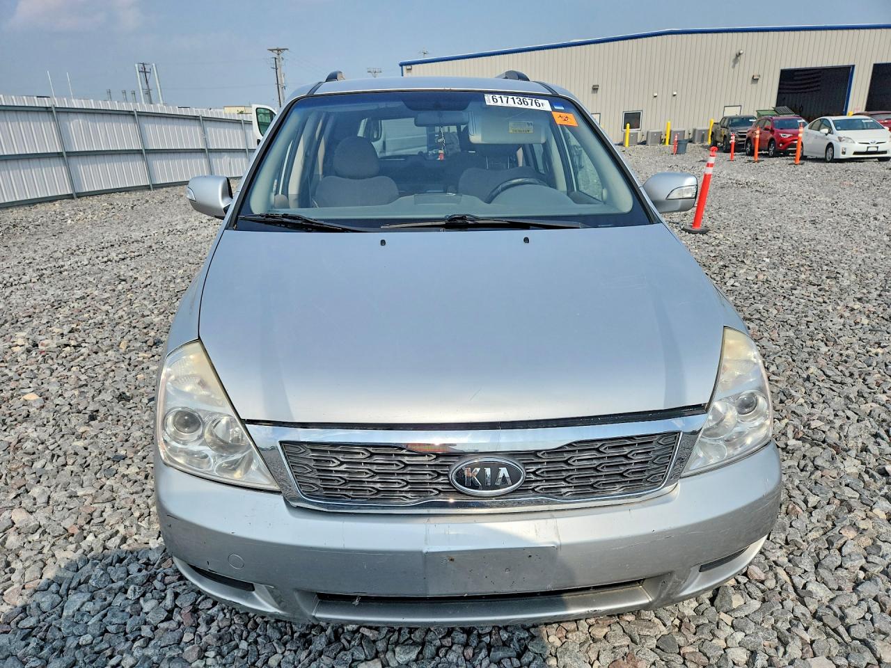 2012 Kia Sedona Lx Silver vin: KNDMG4C79C6433783