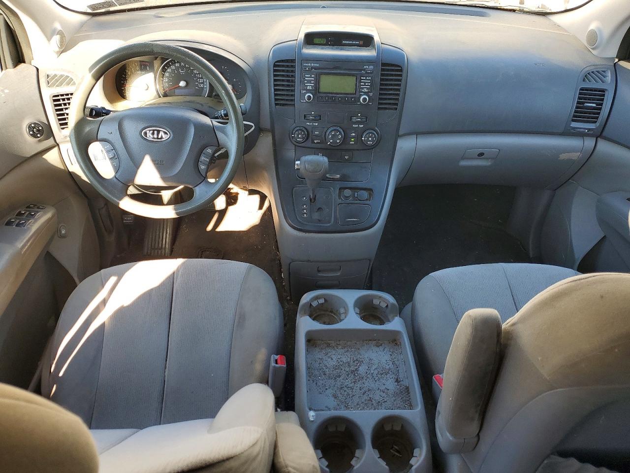2012 Kia Sedona Lx White vin: KNDMG4C79C6479369