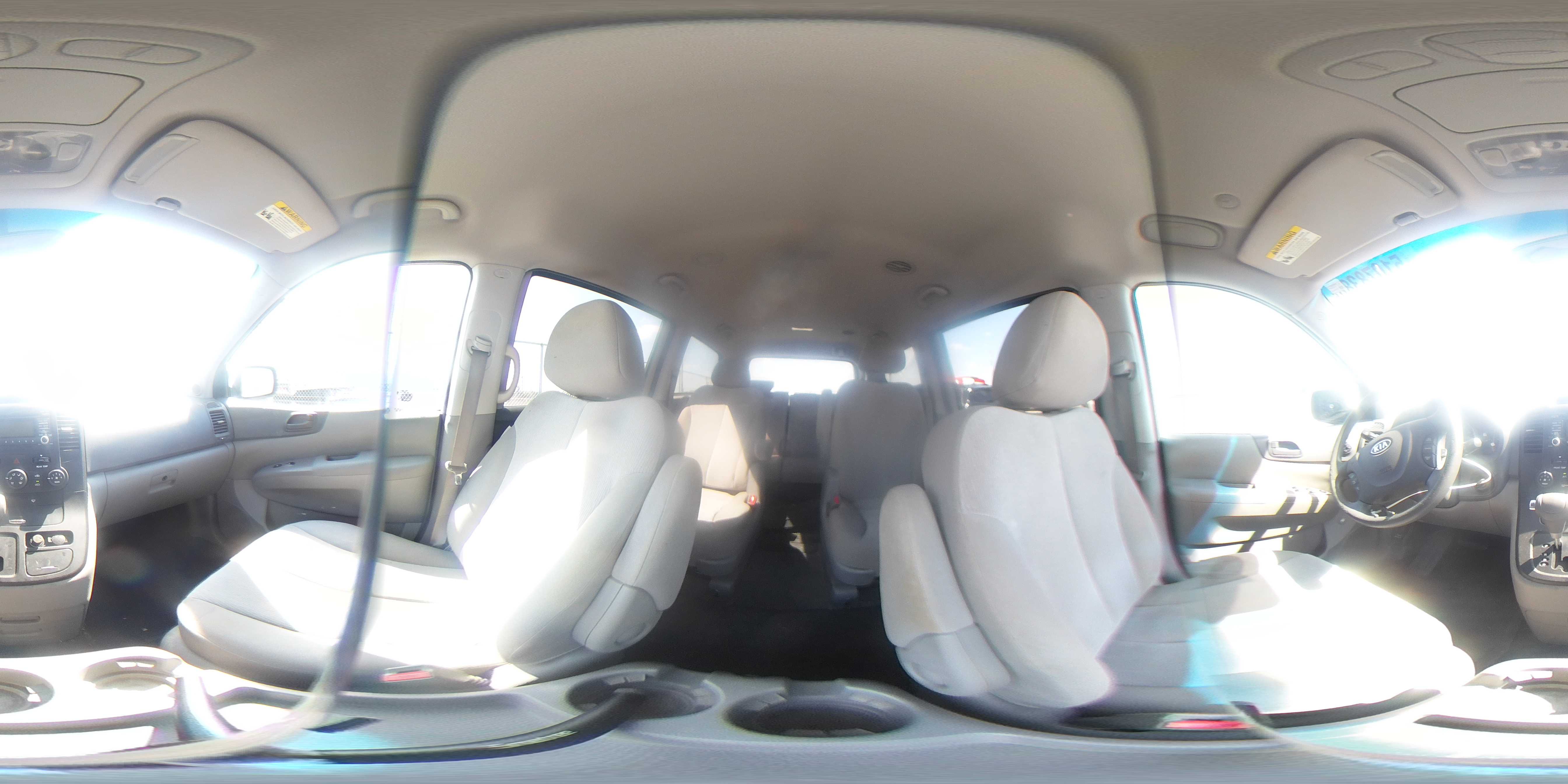 2011 Kia Sedona Lx Silver vin: KNDMG4C7XB6370109