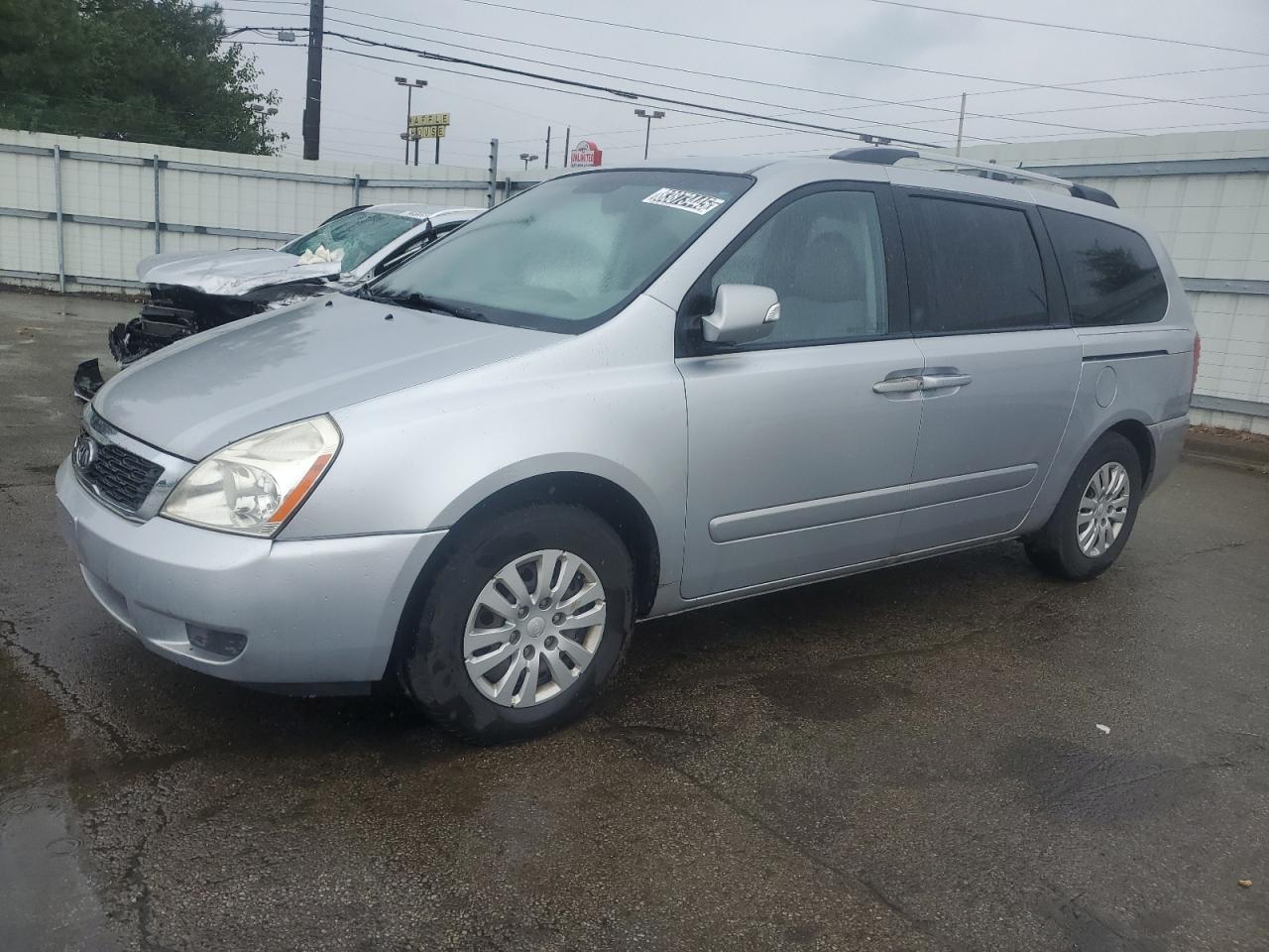 2011 Kia Sedona Lx Silver vin: KNDMG4C7XB6378064 Damage: Left Front Fender, Heavy Scratch, 1/2 To 1 Inch