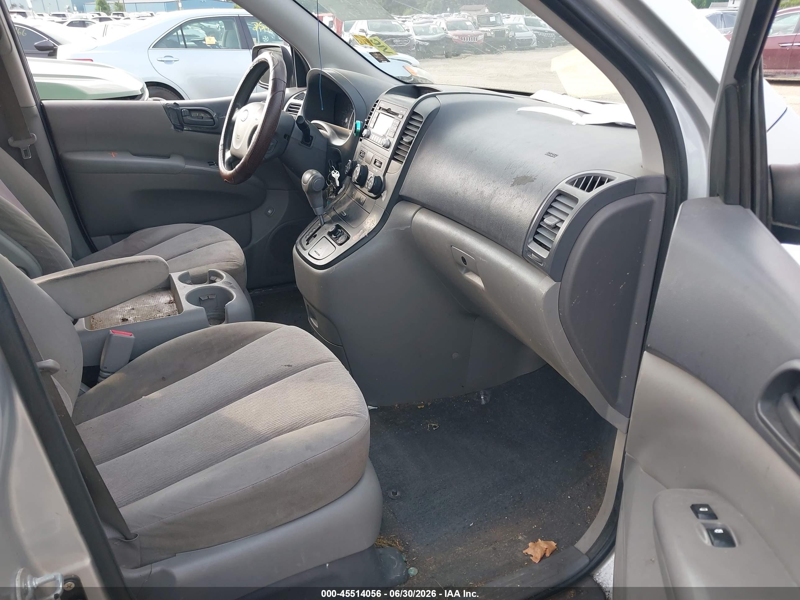 2012 Kia Sedona Lx Gray vin: KNDMG4C7XC6431508