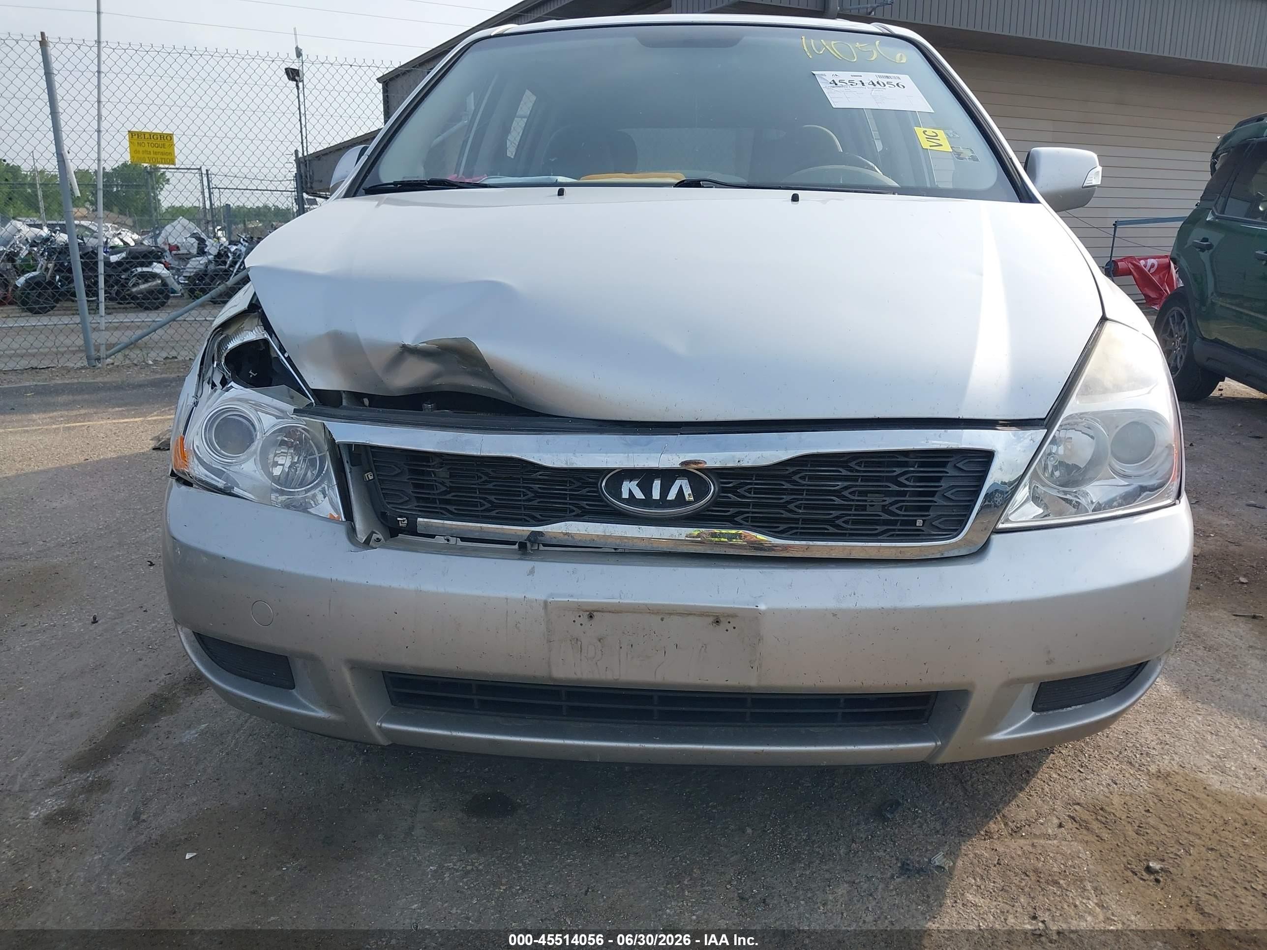 2012 Kia Sedona Lx Gray vin: KNDMG4C7XC6431508