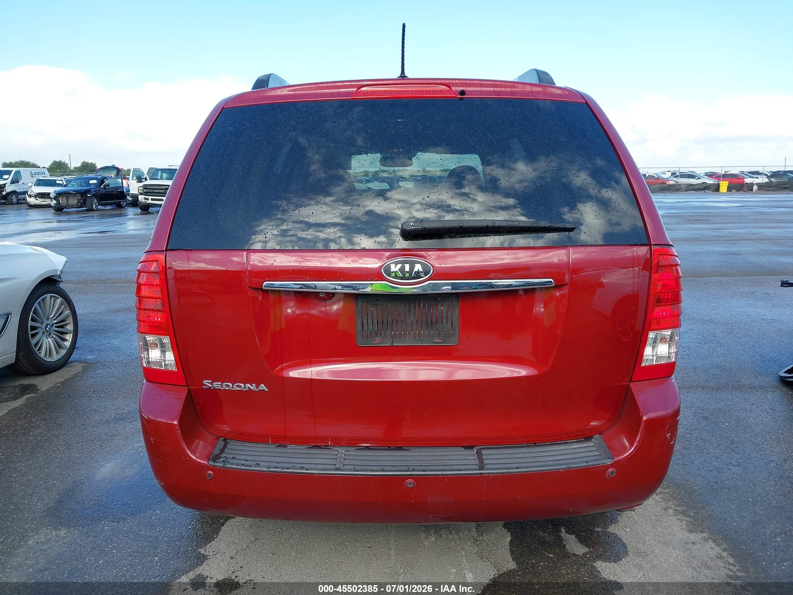 2012 Kia Sedona Lx Red vin: KNDMG4C7XC6432142