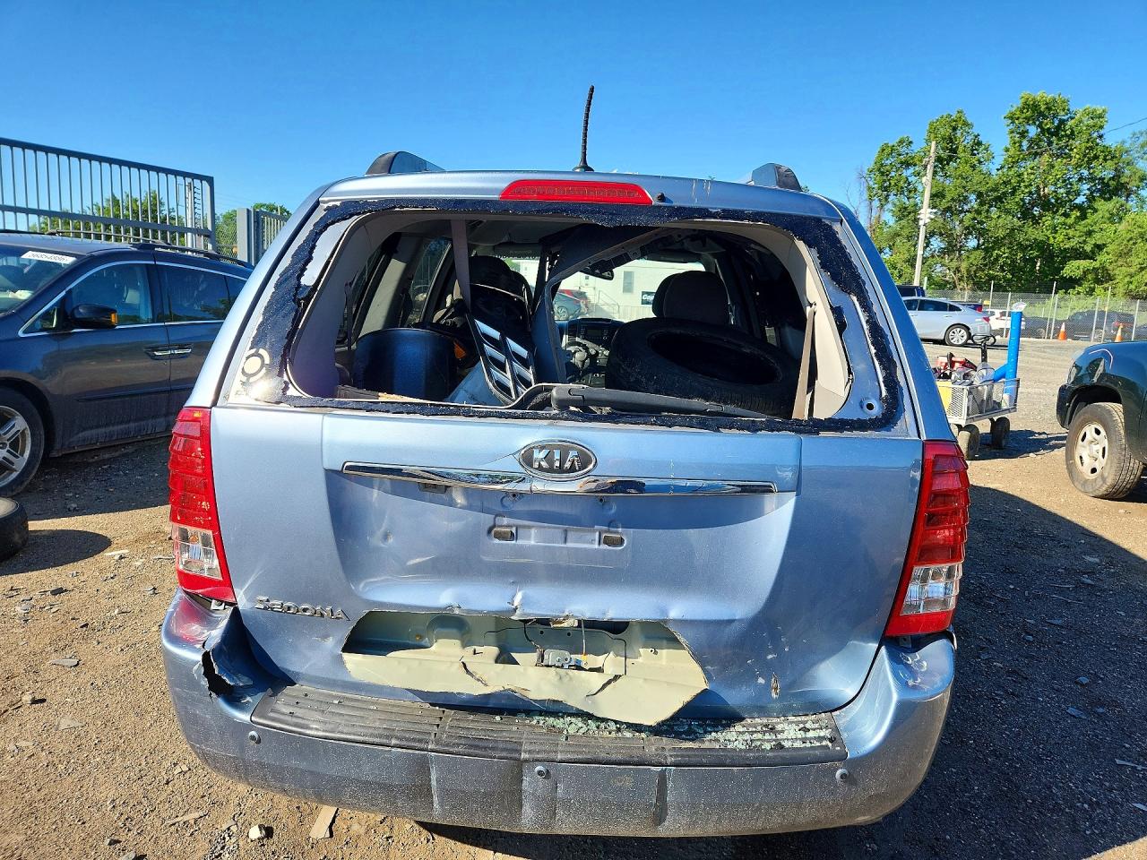 2012 Kia Sedona Lx Синий vin: KNDMG4C7XC6440502