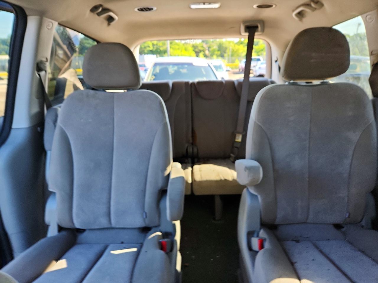 2012 Kia Sedona Lx Синий vin: KNDMG4C7XC6440502