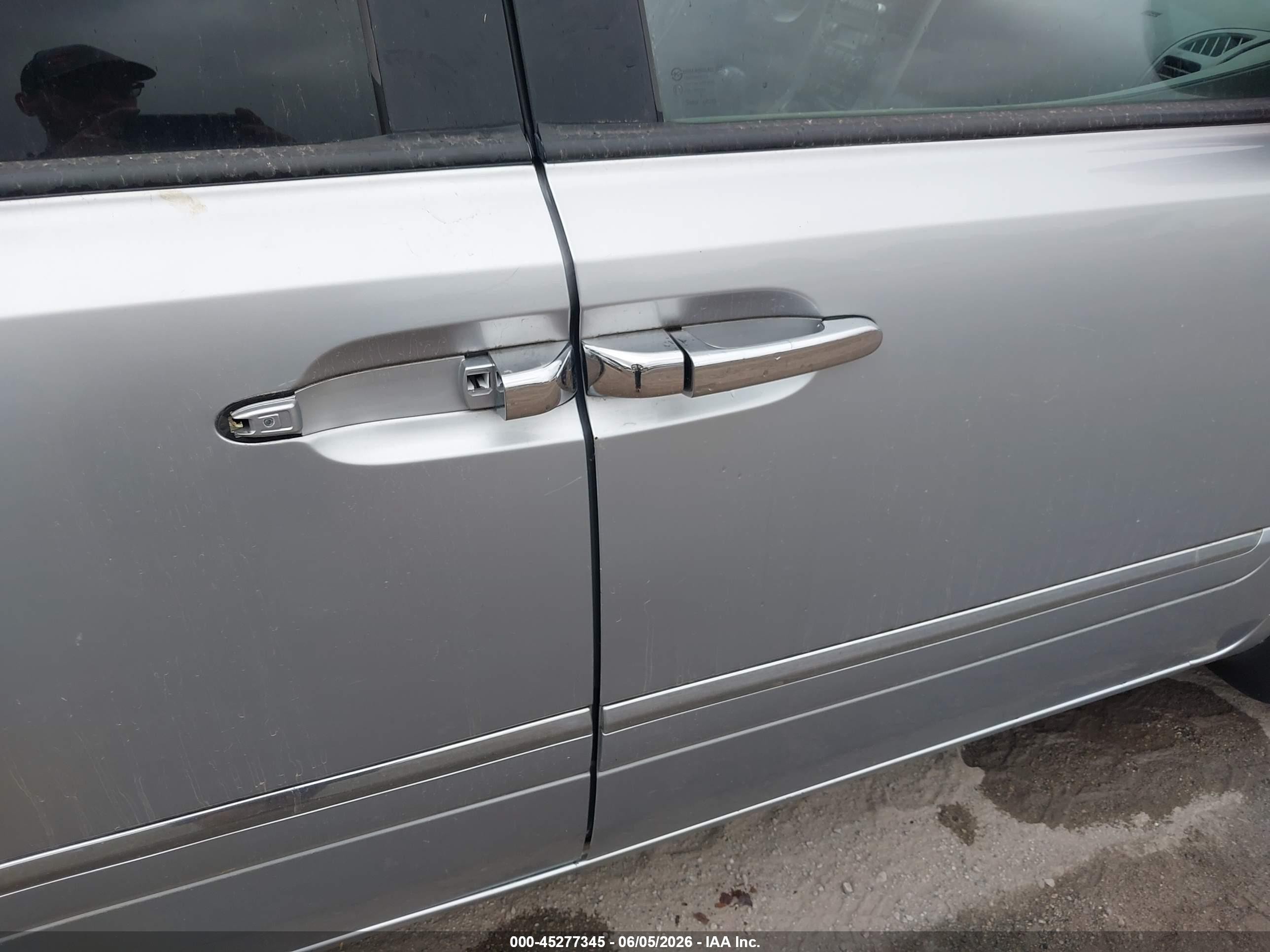 2010 Kia Sedona Ex Серебряный vin: KNDMH4C33A6337316