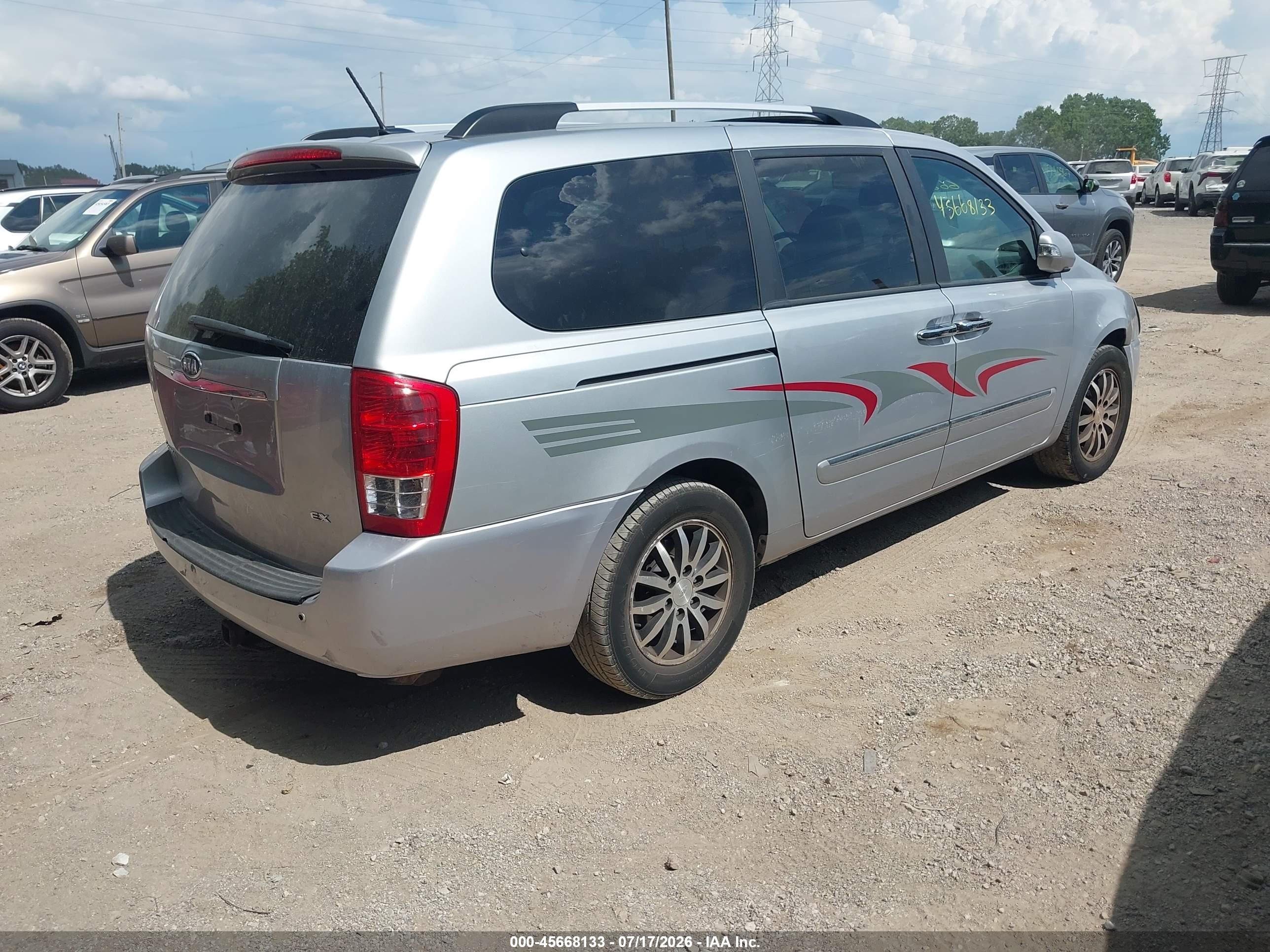 2011 Kia Sedona Ex Серебряный vin: KNDMH4C73B6386049