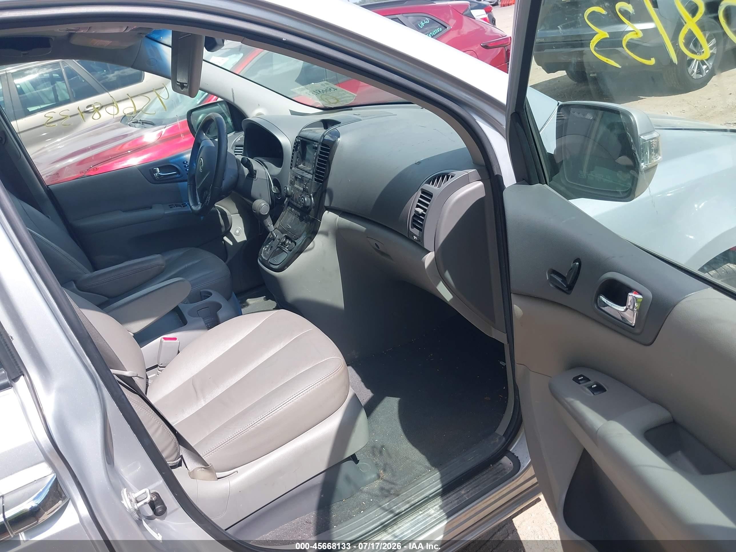 2011 Kia Sedona Ex Серебряный vin: KNDMH4C73B6386049