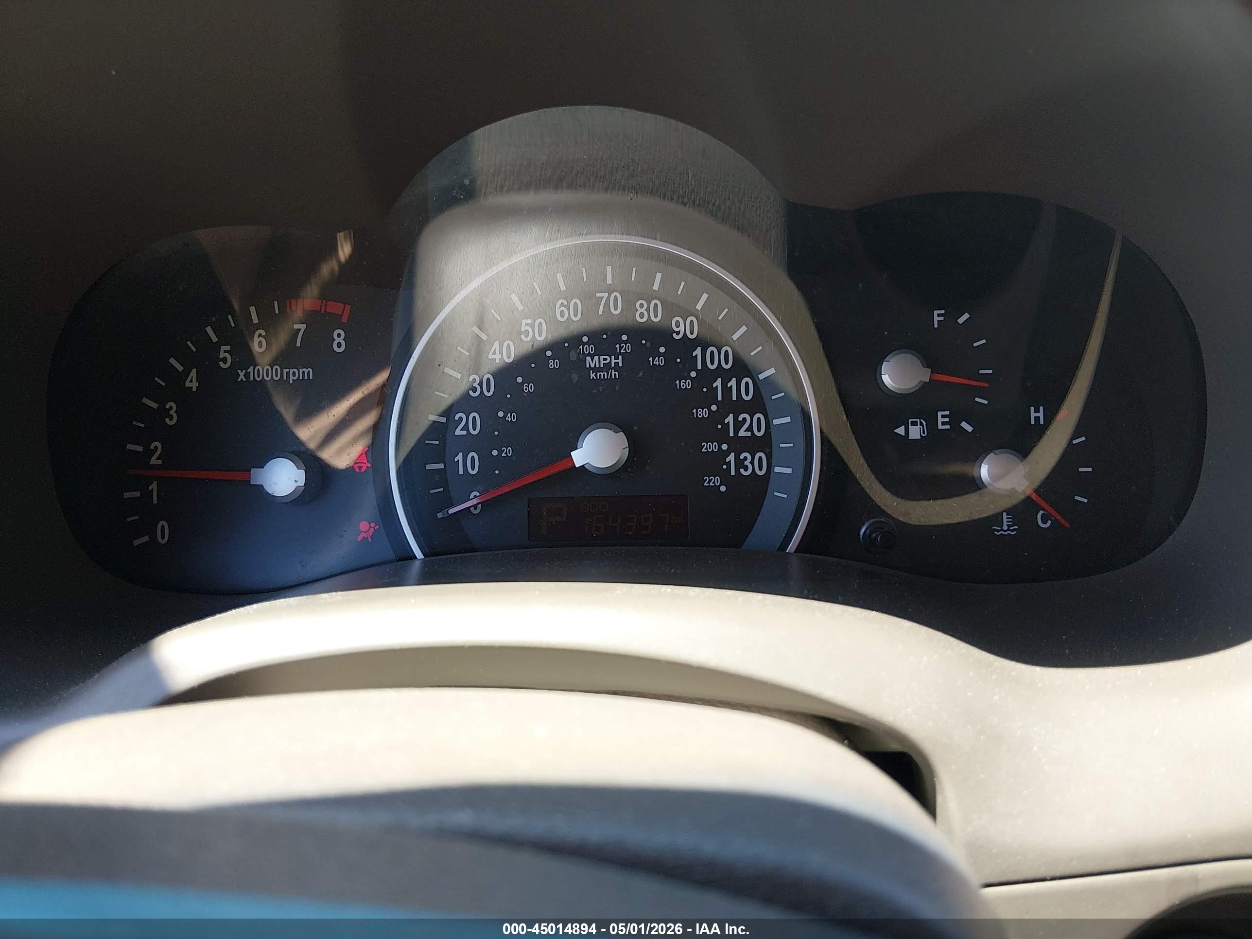 2011 Kia Sedona Ex White vin: KNDMH4C73B6395897