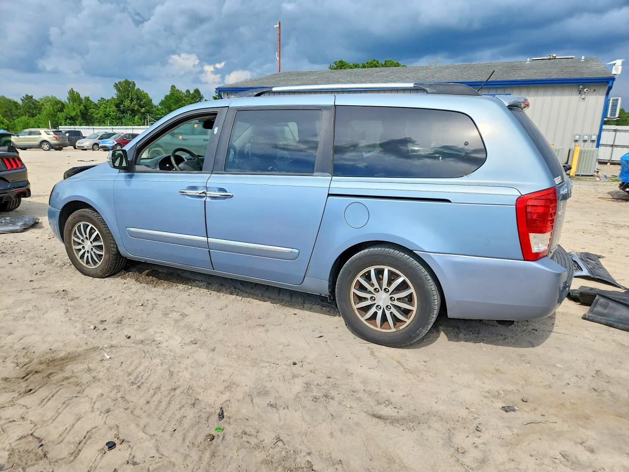 2011 Kia Sedona Ex Blue vin: KNDMH4C75B6409041