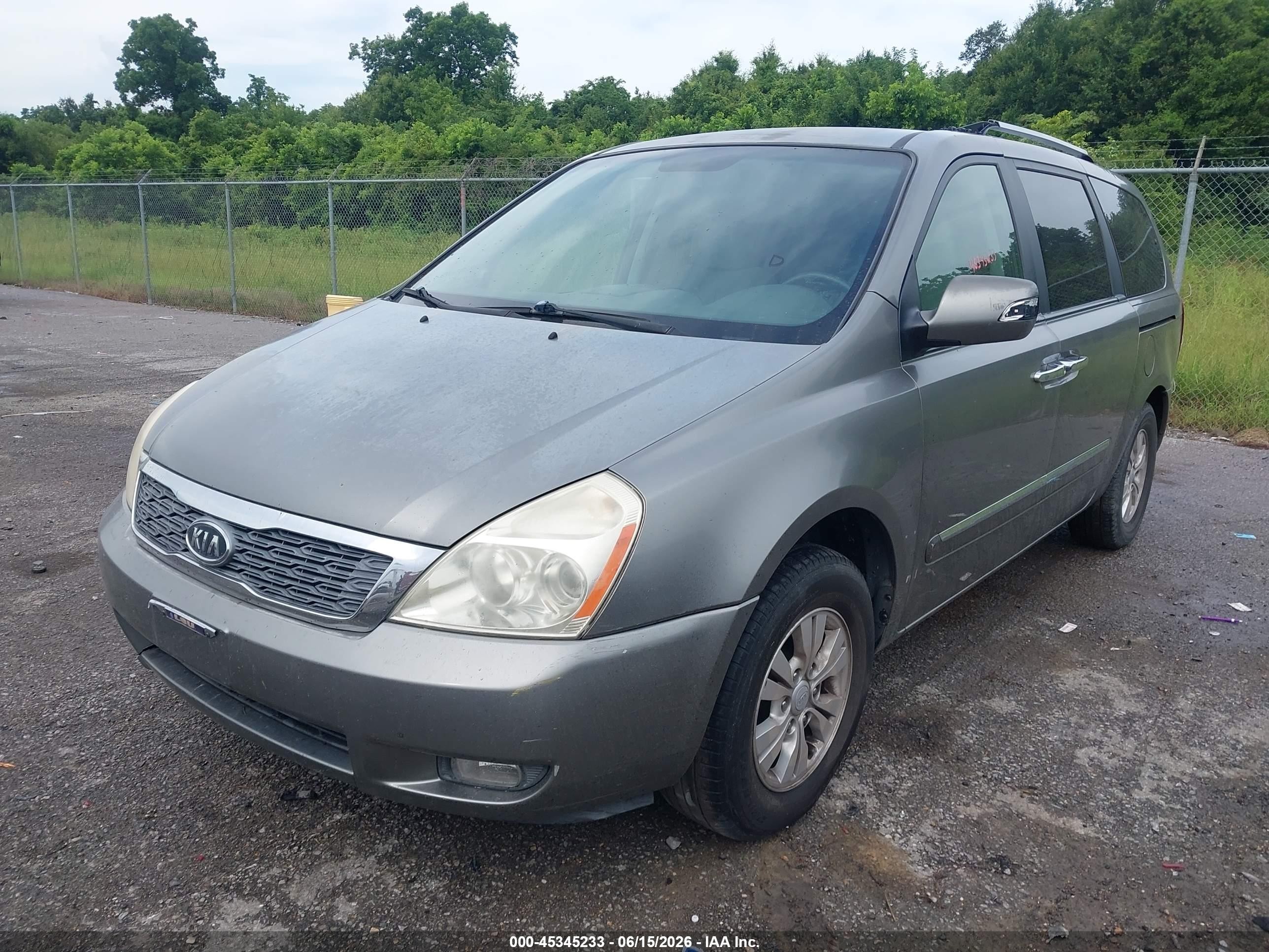 2011 Kia Sedona Ex Silver vin: KNDMH4C76B6383517