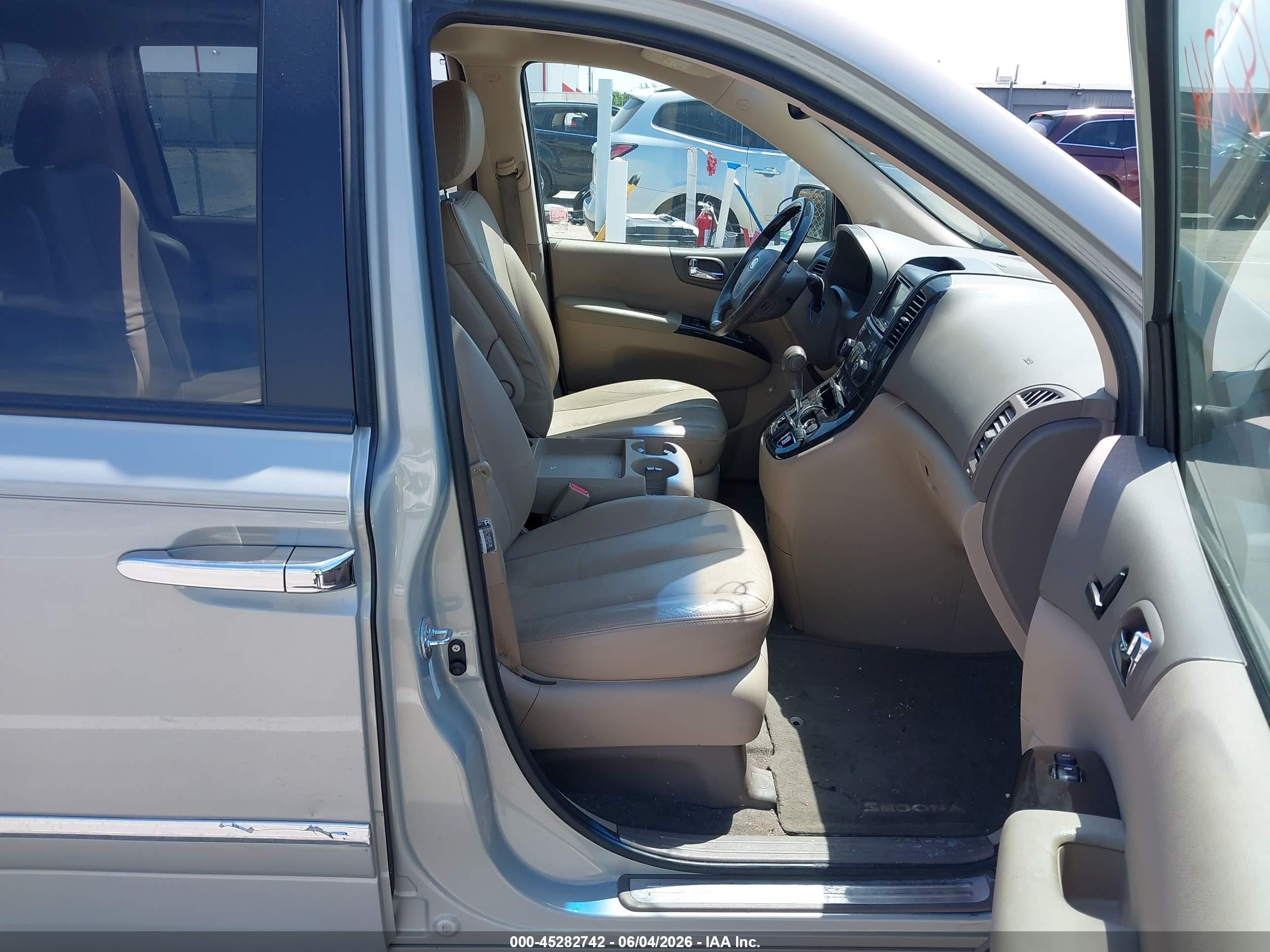 2012 Kia Sedona Ex Silver vin: KNDMH4C76C6486972