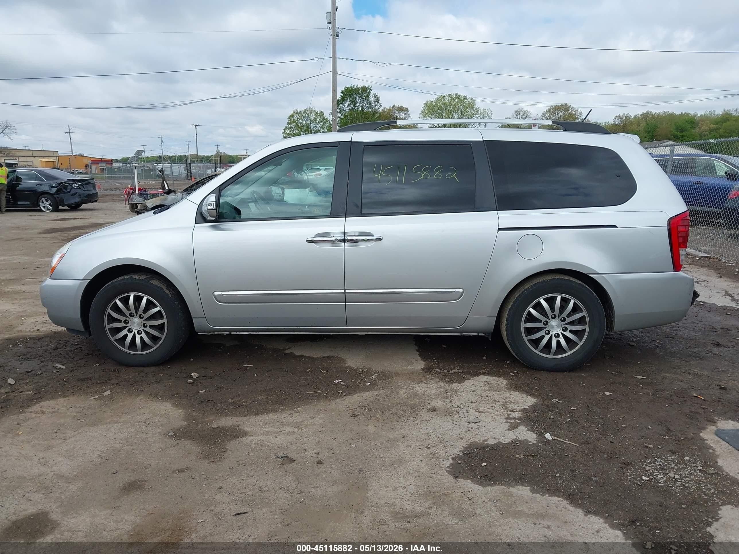 2012 Kia Sedona Ex Silver vin: KNDMH4C77C6482543