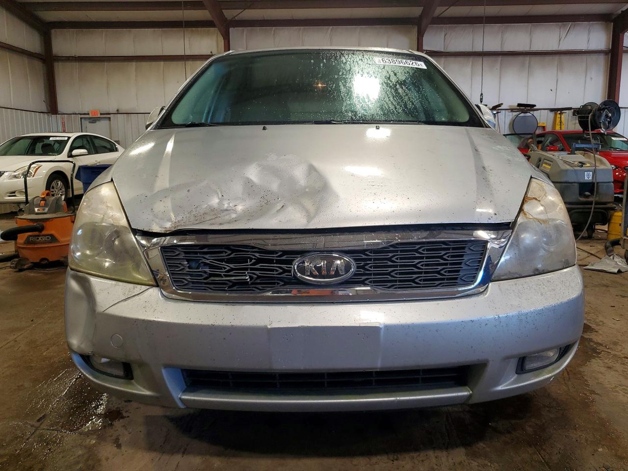 2011 Kia Sedona Ex Silver vin: KNDMH4C78B6383812