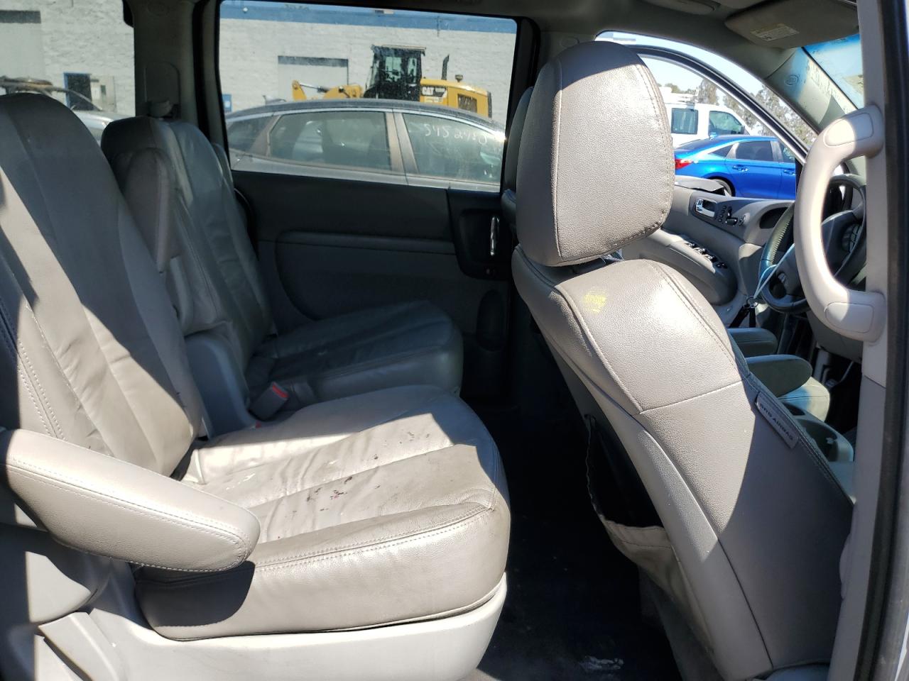 2011 Kia Sedona Ex Silver vin: KNDMH4C7XB6374013